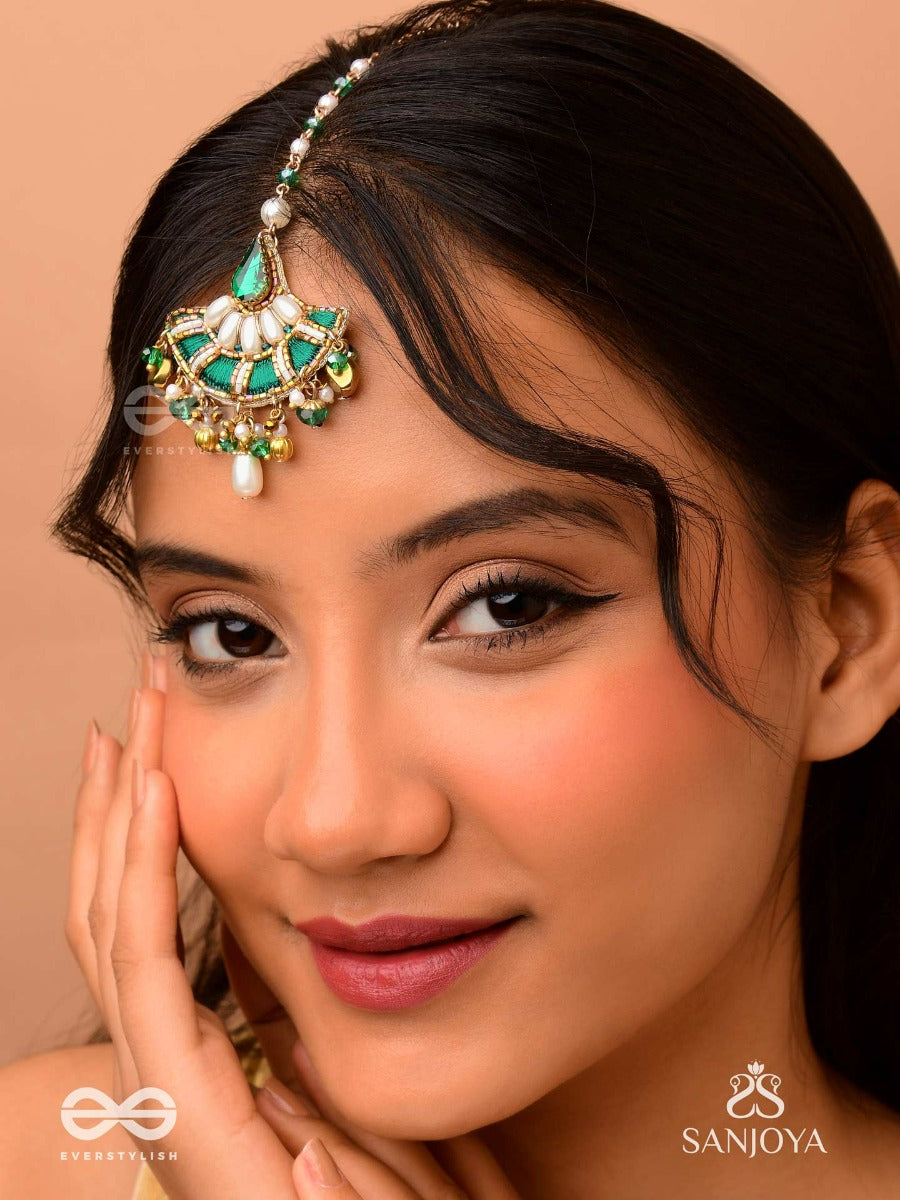 Nartakilata-Dancer's Vine- Maangtika With Stones, Pearls, Beads And Threadwork