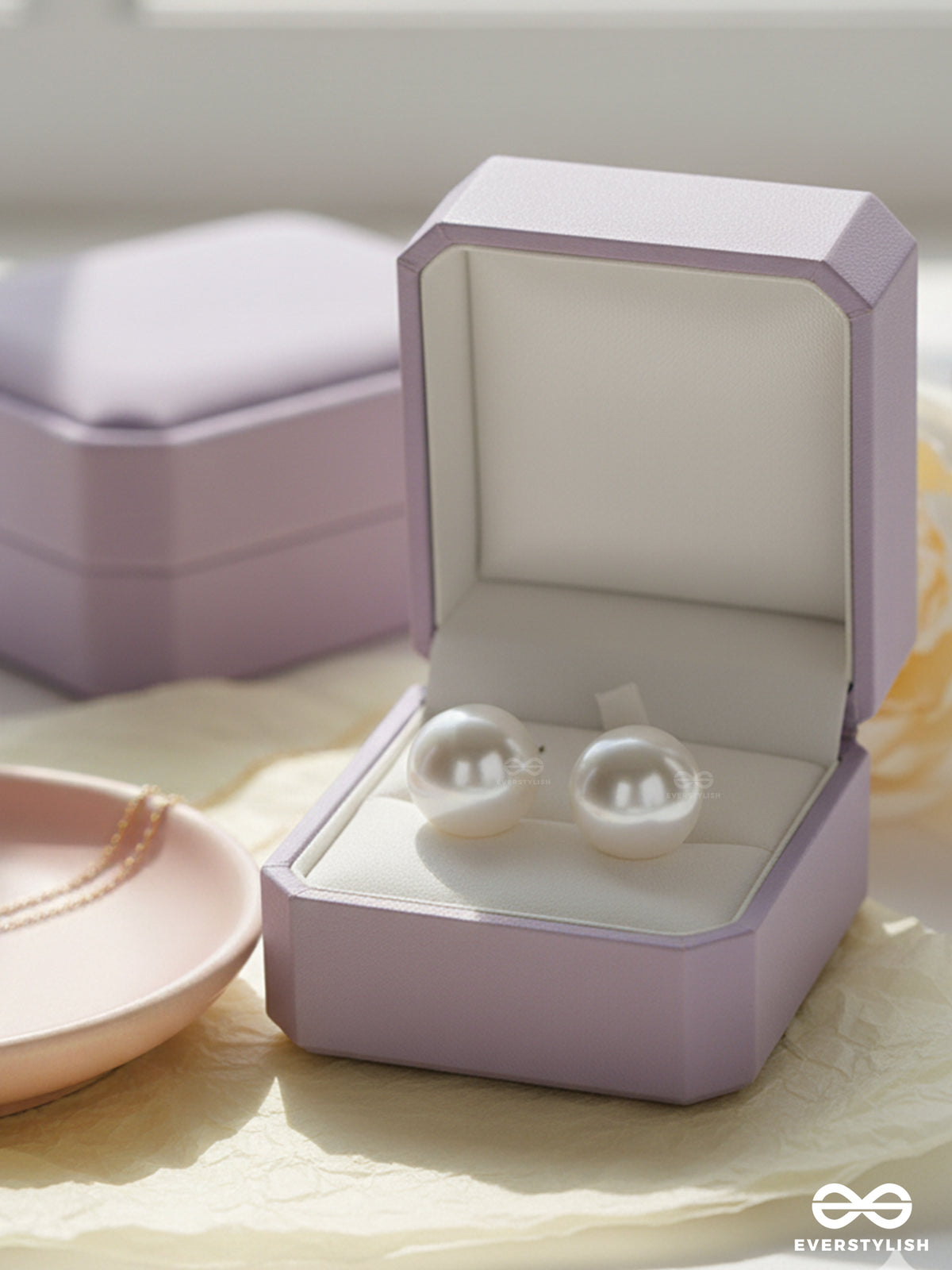 Classic Serenade- Statement White Pearl Stud