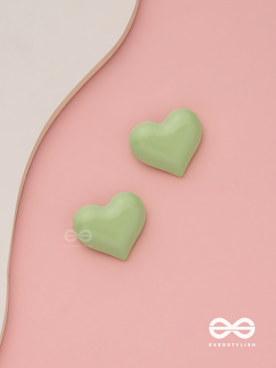 Lush Amour - Green Heart Shaped Studs