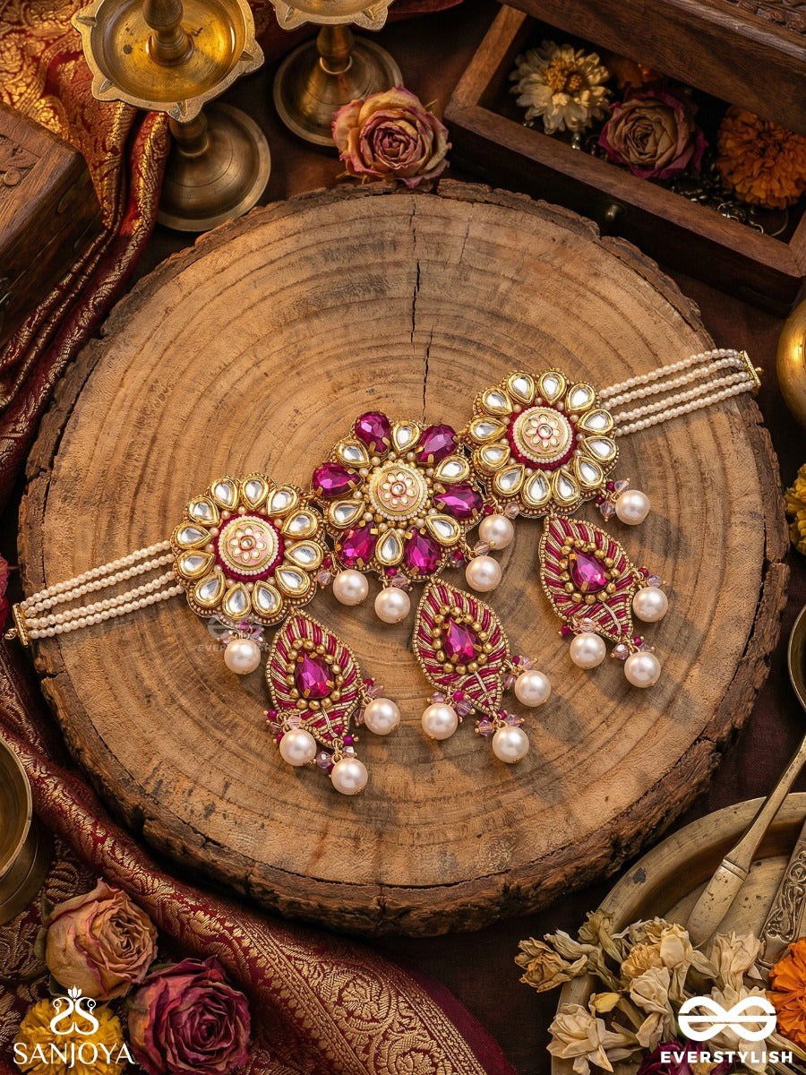 Manimandari - Jewelled Form - Elegant Necklace With Ornamental Panels And Multi-Drop Fringe