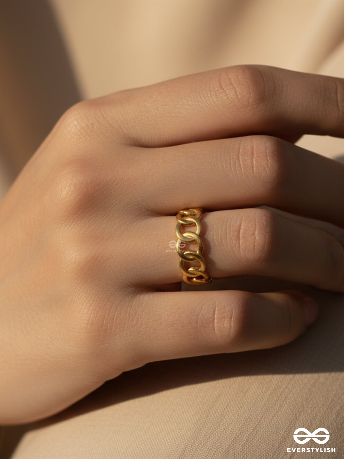 Intertwined Glory - Stainless Steel Anti-Tarnish Golden Ring