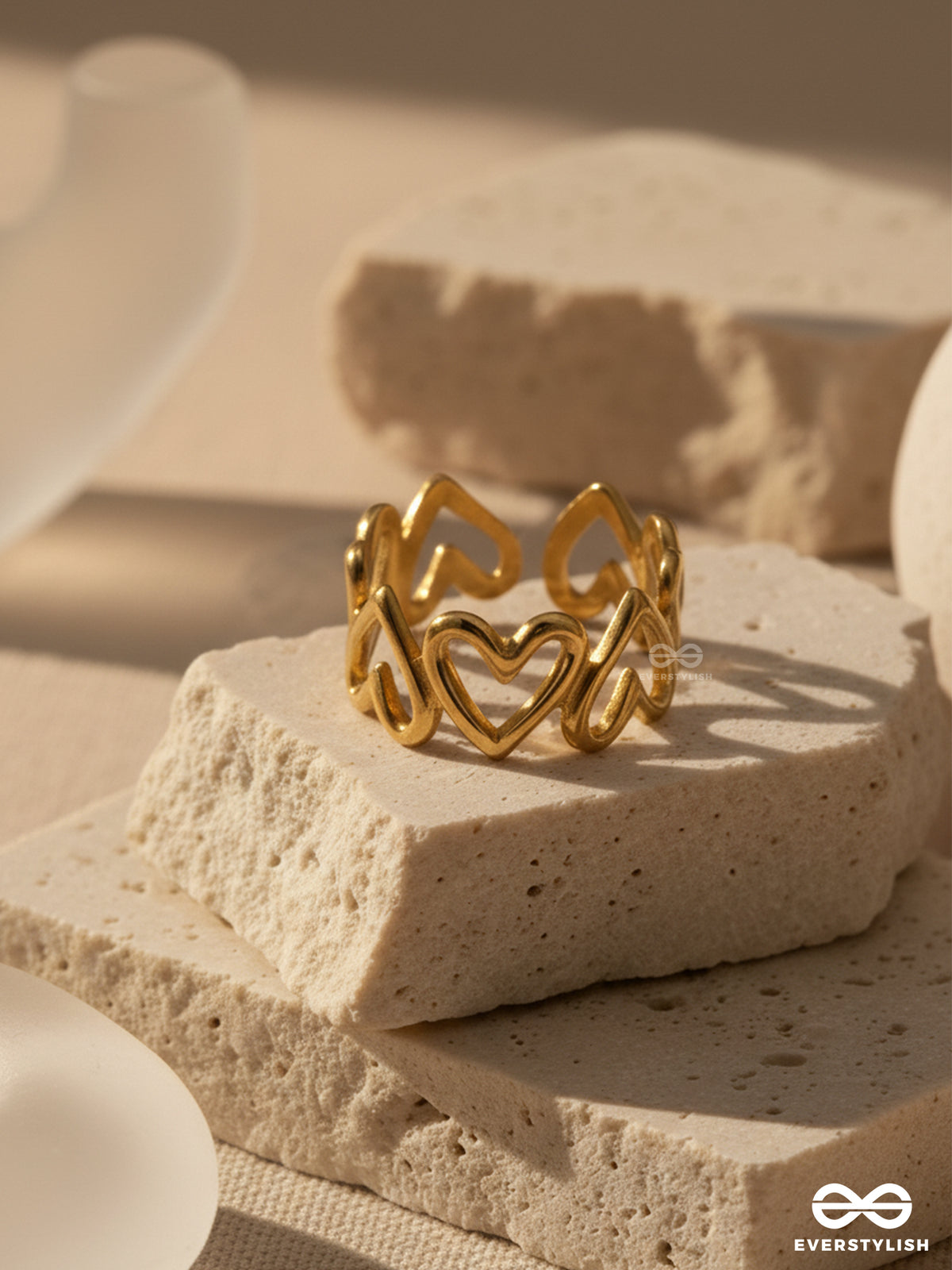 Lover's Gaze - Golden Stainless Steel Anti-Tarnish Ring With Heart Shapes