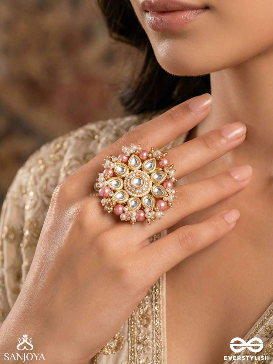 Eeshrita - Divine Grace - Statement Ring With Ornamental Disc And Multi-Stone Cluster Detail