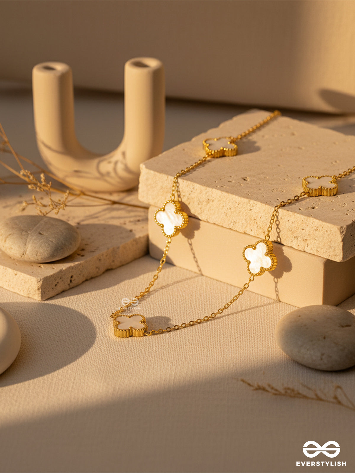 Golden White Clover - Stainless Steel Necklace