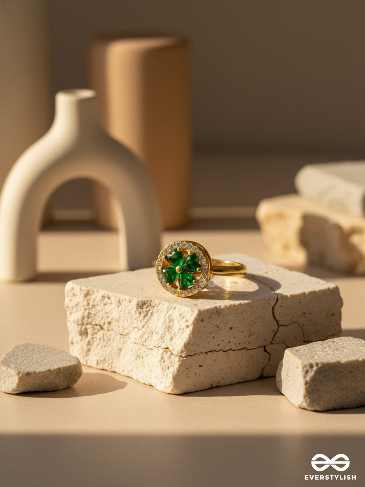 Emerald Essence - Anxiety Spinning Ring Inlaid With Cubic Zicronia Stones