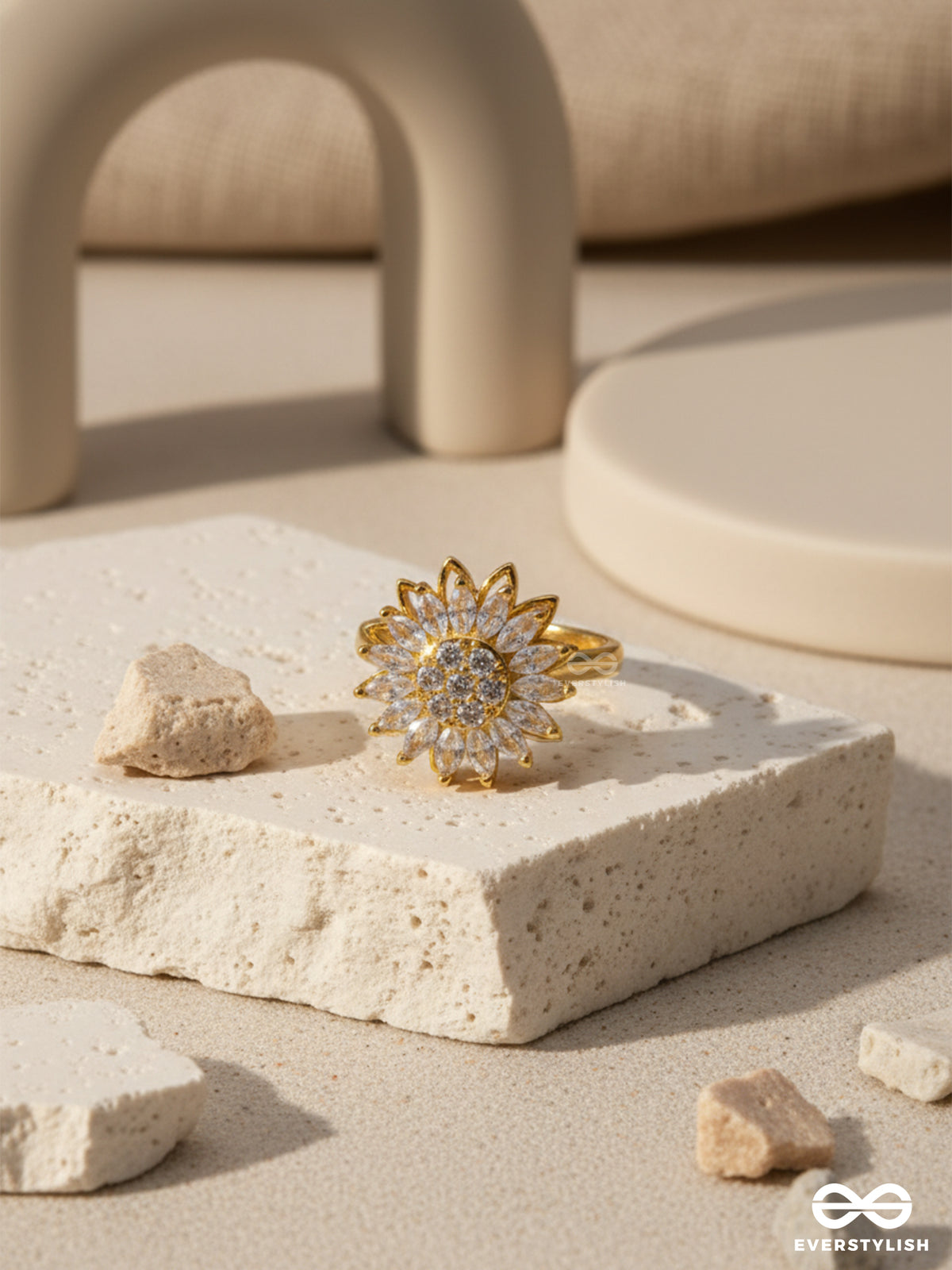Daisy Spark - Anxiety Spinning Ring Inlaid With Cubic Zicronia Stones