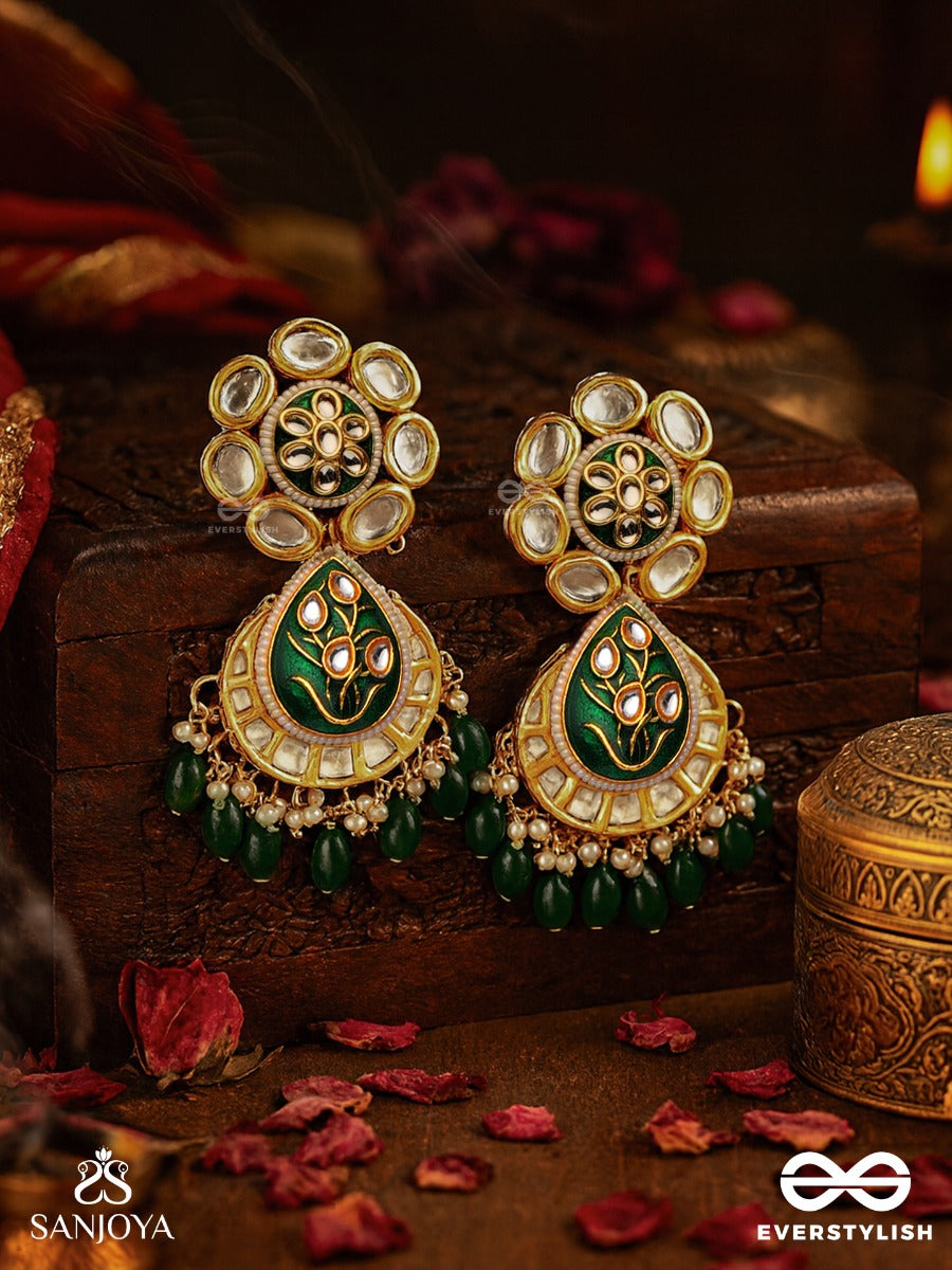 Hridayaprakriti - Nature Of The Heart - Hand Embroidered Bridal Kundan Set With Necklace, Earrings And Maangtika