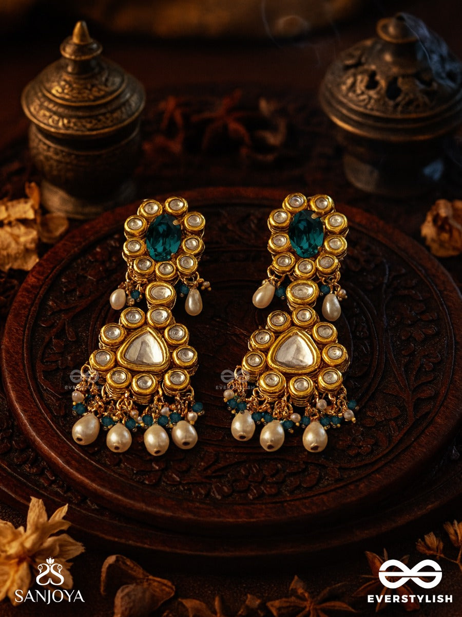 Varunipriya - Beloved Of The Ocean - Hand Embroidered Bridal Kundan And Pearl Set With Necklace, Earrings And Maangtika