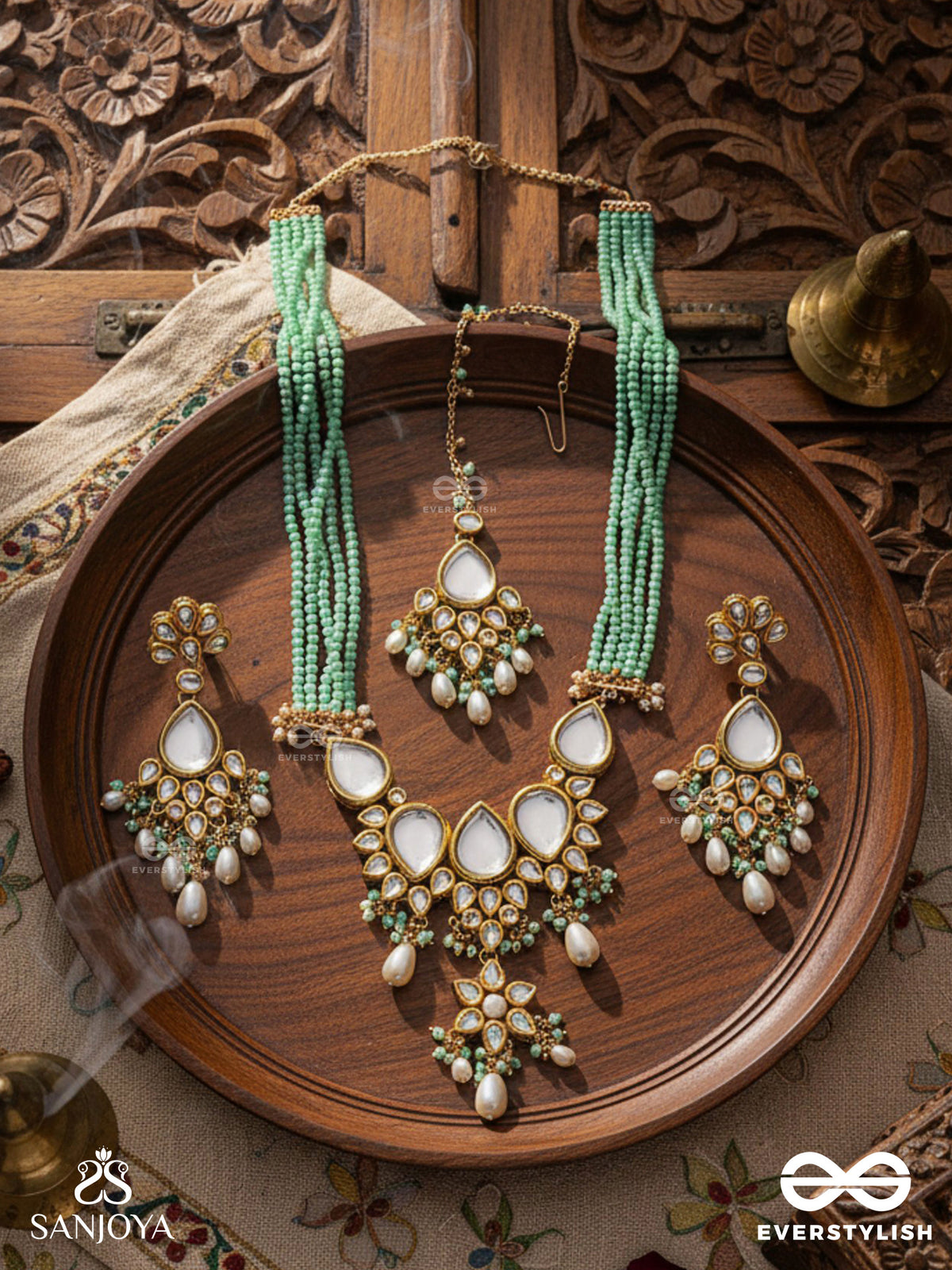 Taralashobha - Flowing Beauty - Hand Embroidered Bridal Kundan And Pearl Set With Necklace, Earrings And Maangtika
