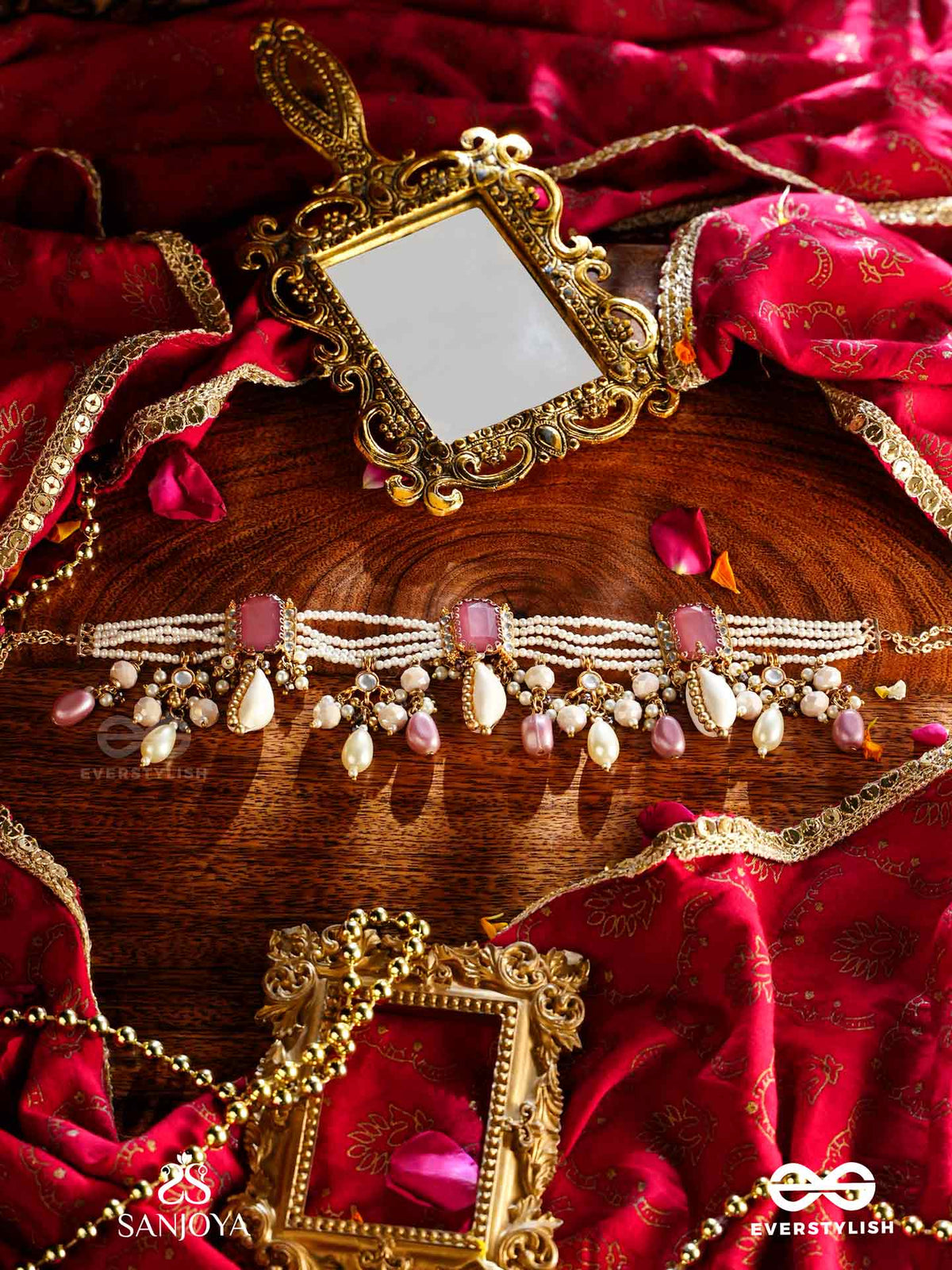 Manohara - Charming Beauty- Handmade Kundan Set With Necklace And Earrings