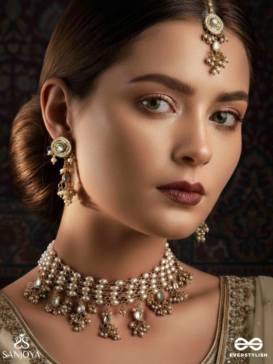Hiranya - Golden Grace - Handmade Kundan Set With Necklace, Earrings And Maangtika