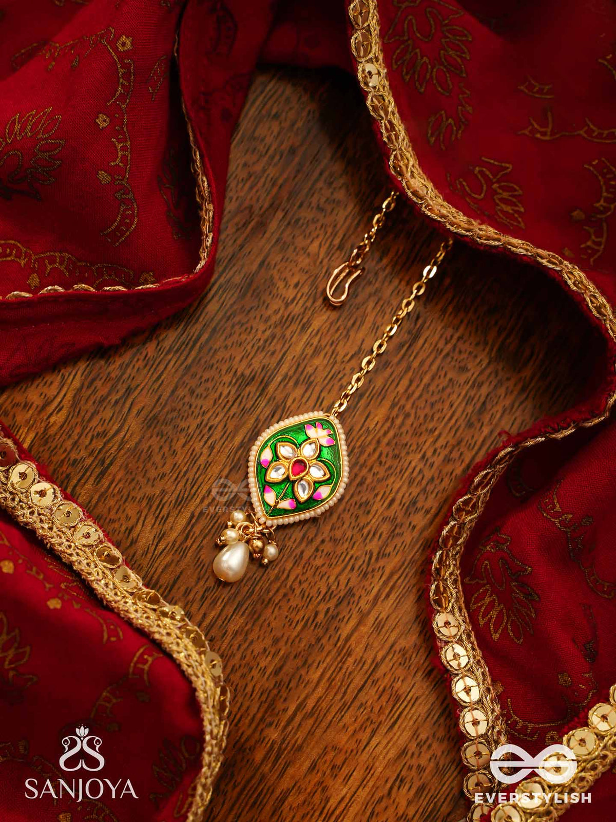 Harinakshi - Doe-Eyed Beauty - Graceful Handcrafted Kundan Maangtika With Polki Accents And Pearl Details
