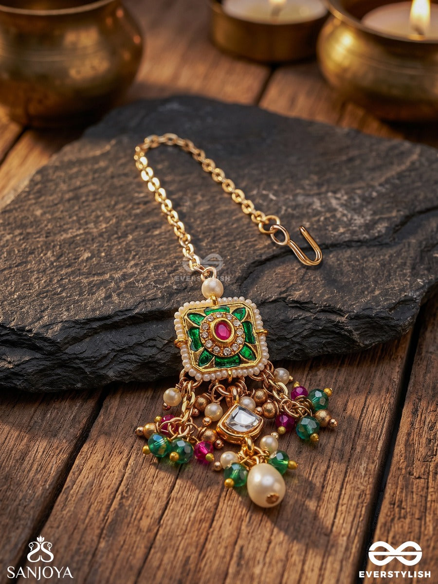 Raniraga - Queen's Melody- Exquisite Kundan Maangtika With Floral Enamel Work, Beads And Pearls