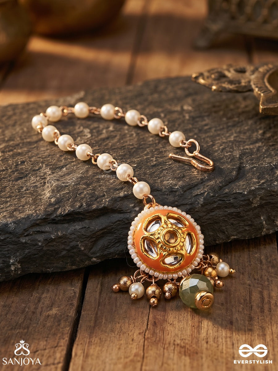 Ragtanika - Colored Composition- Heritage Style Kundan Maangtika With Pearls And Beads
