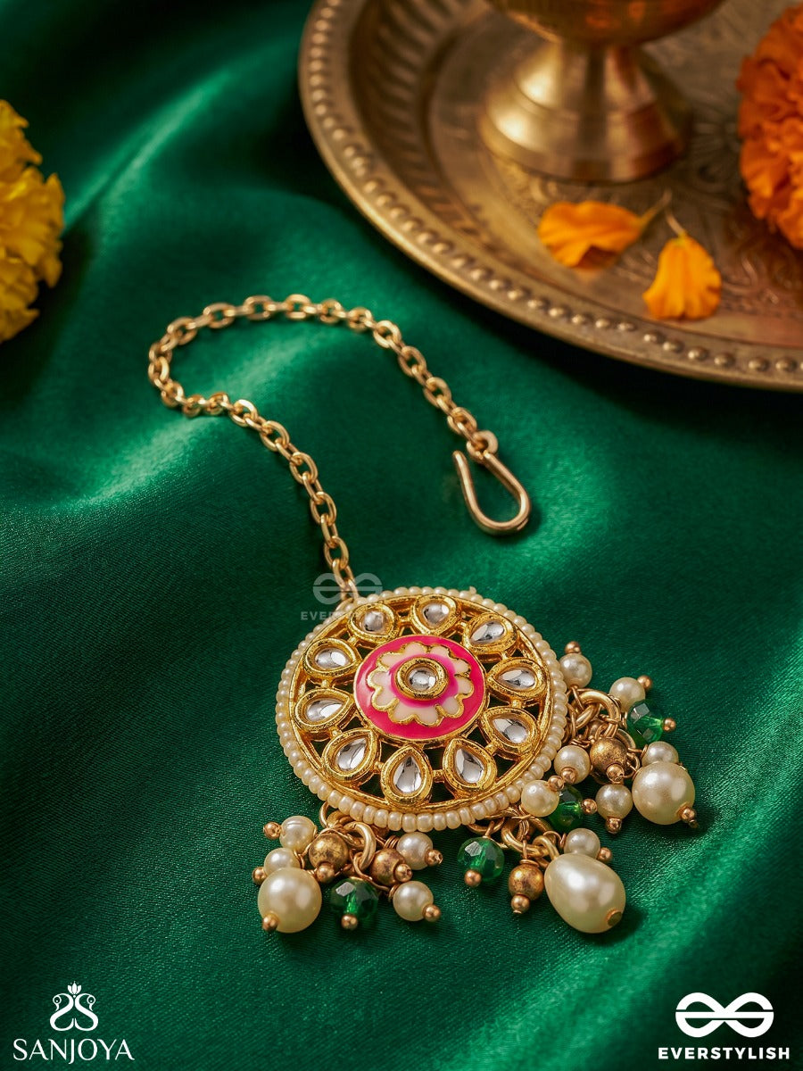 Varnamohini - Enchanting Colours - Ornate Maangtika With Detailed Pendant And Dangling Elements