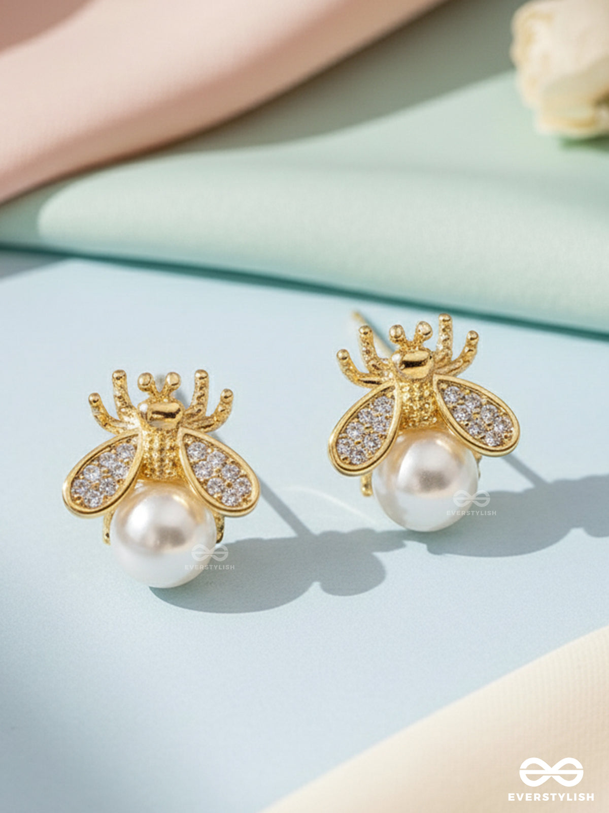 Bee Bloom- Charming Bee Studs With Dainty Pearl