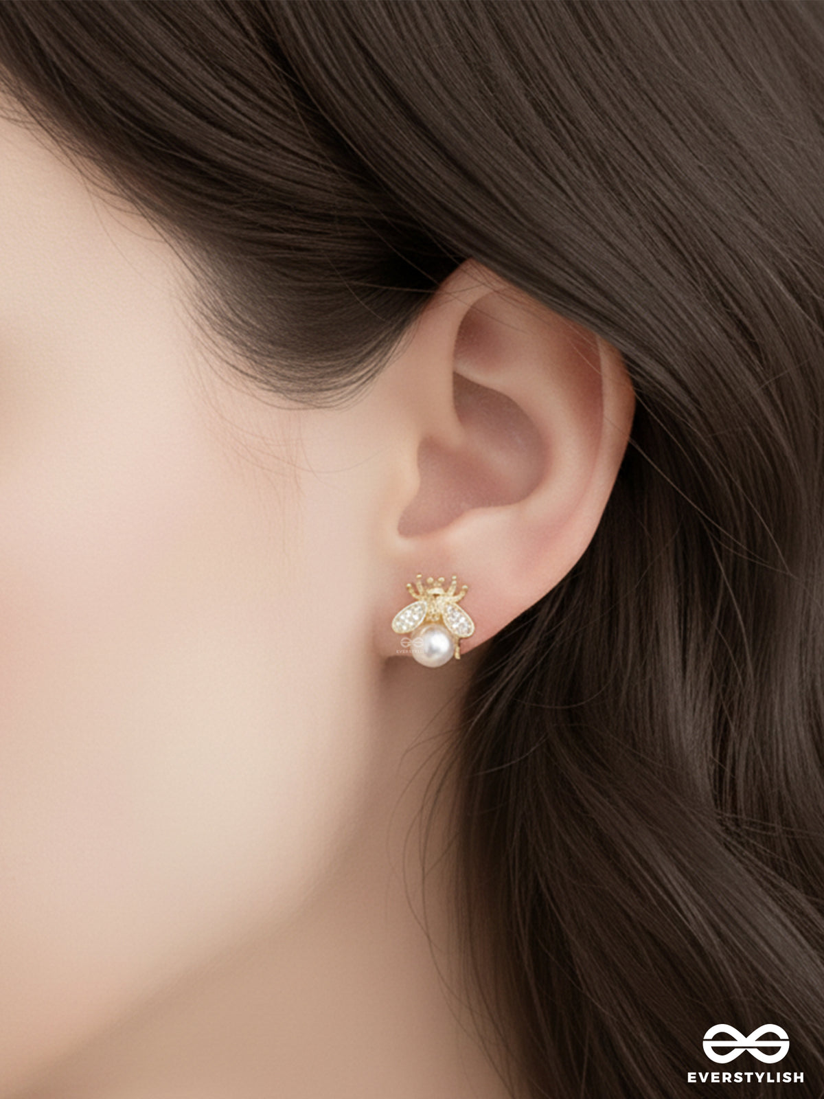 Bee Bloom- Charming Bee Studs With Dainty Pearl