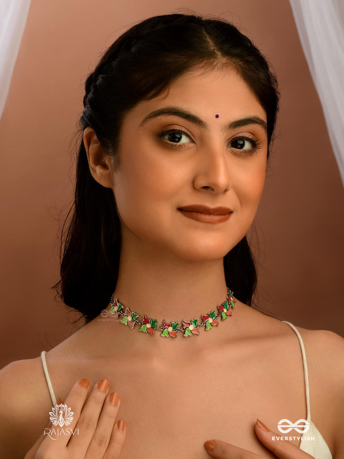 Festive Flurry - Vibrant Petal Link Choker