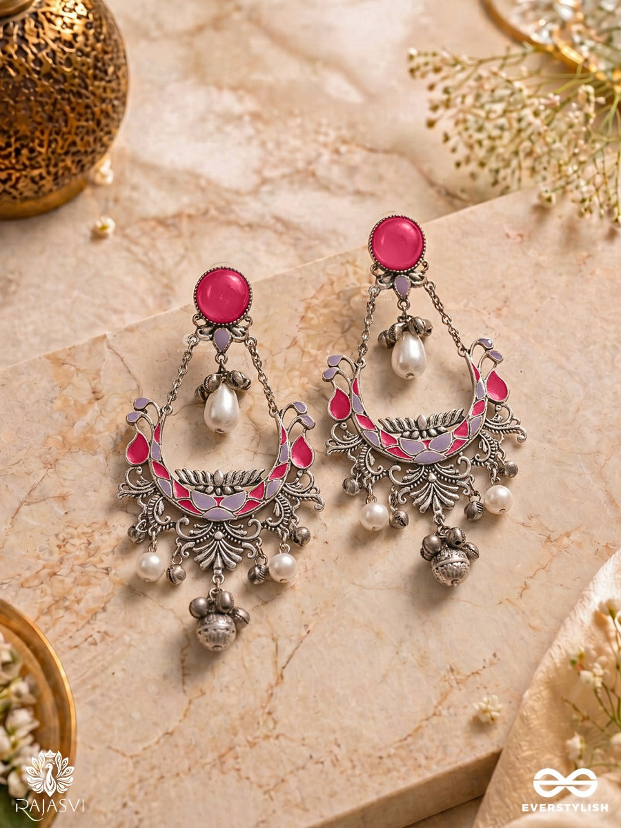 Vintage Flair - Detailed Oxidised Earrings