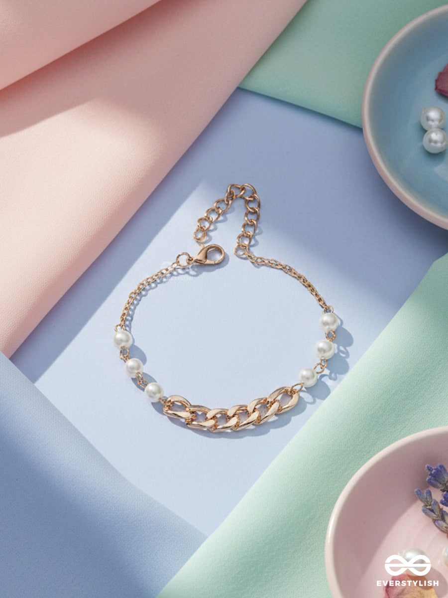 Chained Charm - Golden Bracelet With Pearl