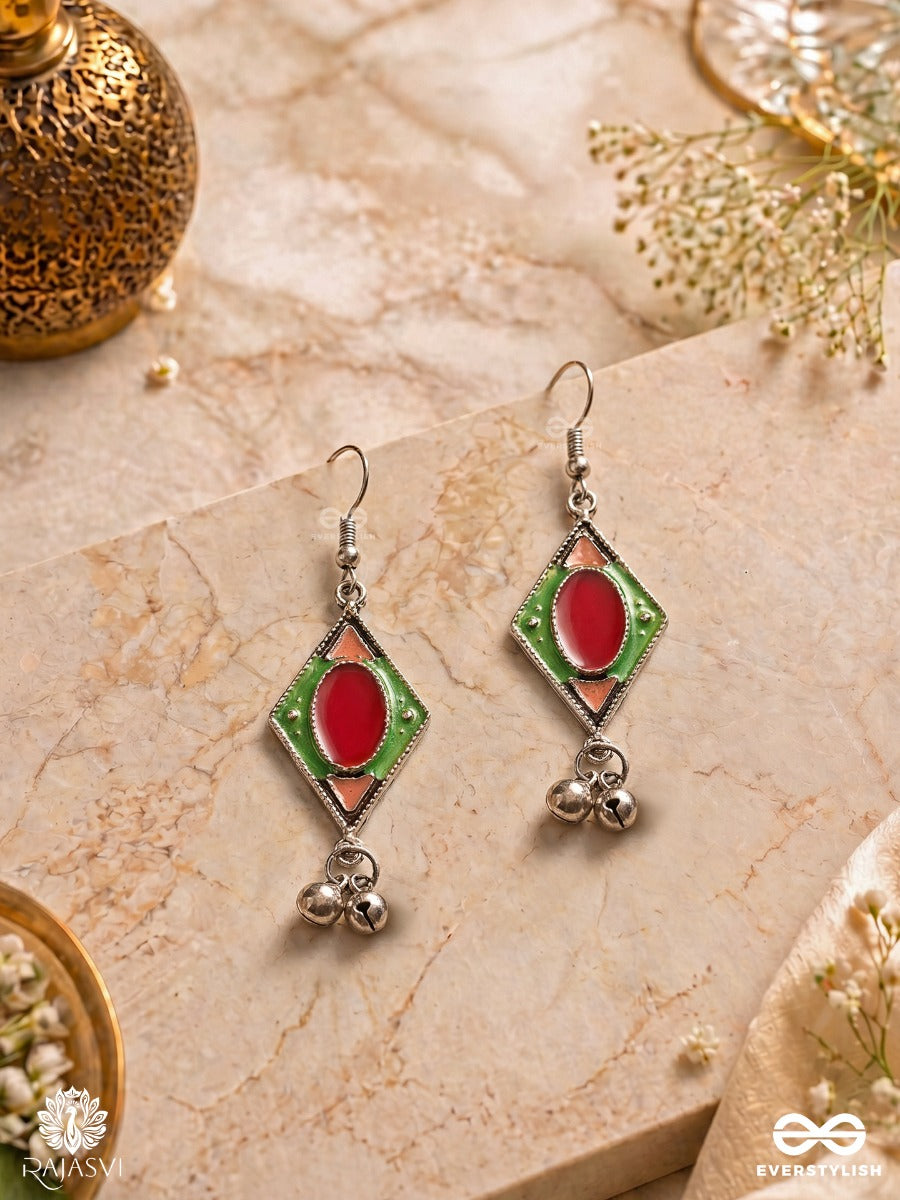 Geometric Grace- Diamond-Shaped Oxidised Earrings