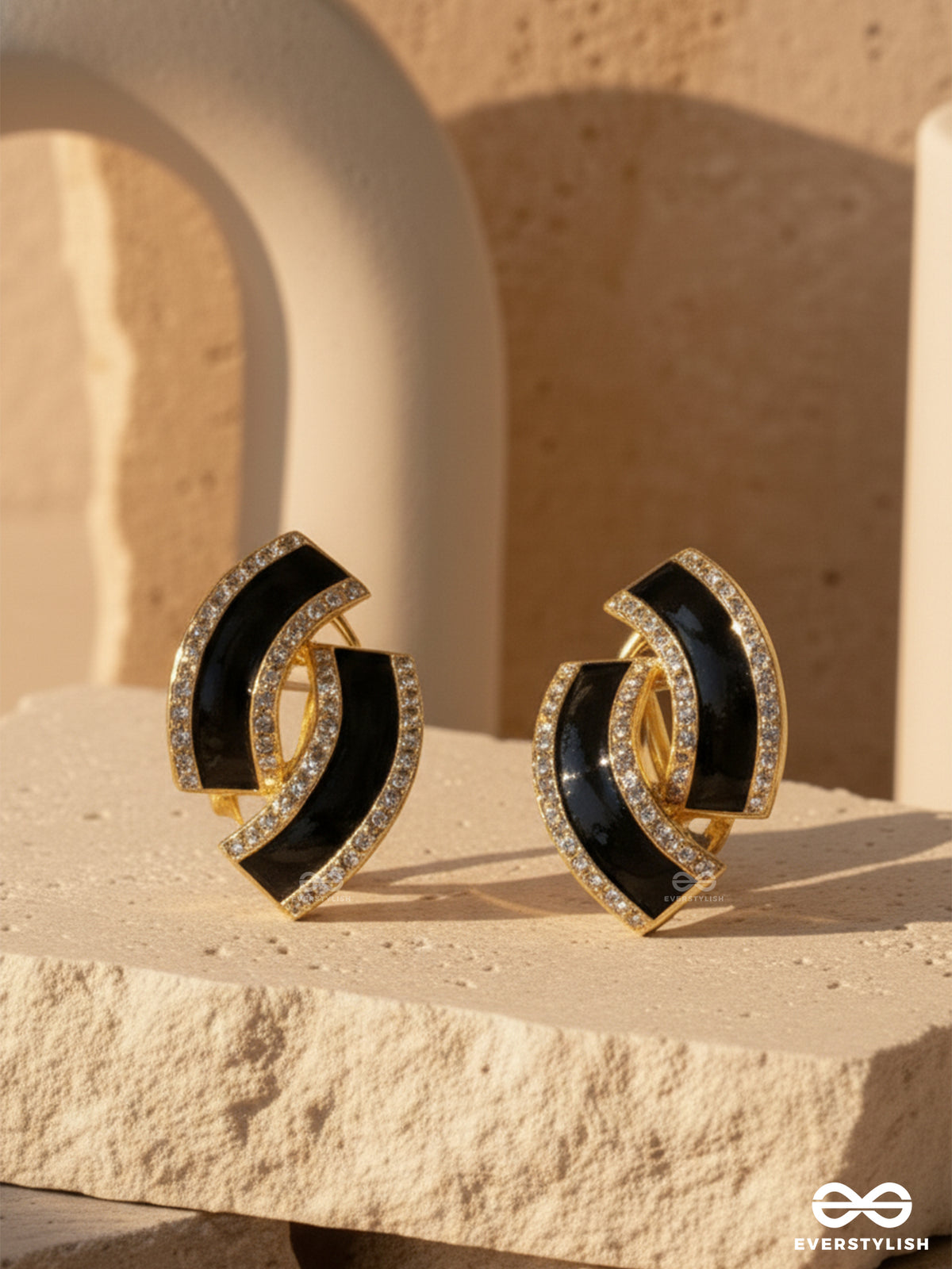 The Mod Curve - Glossy Black Studs With Silver Edge