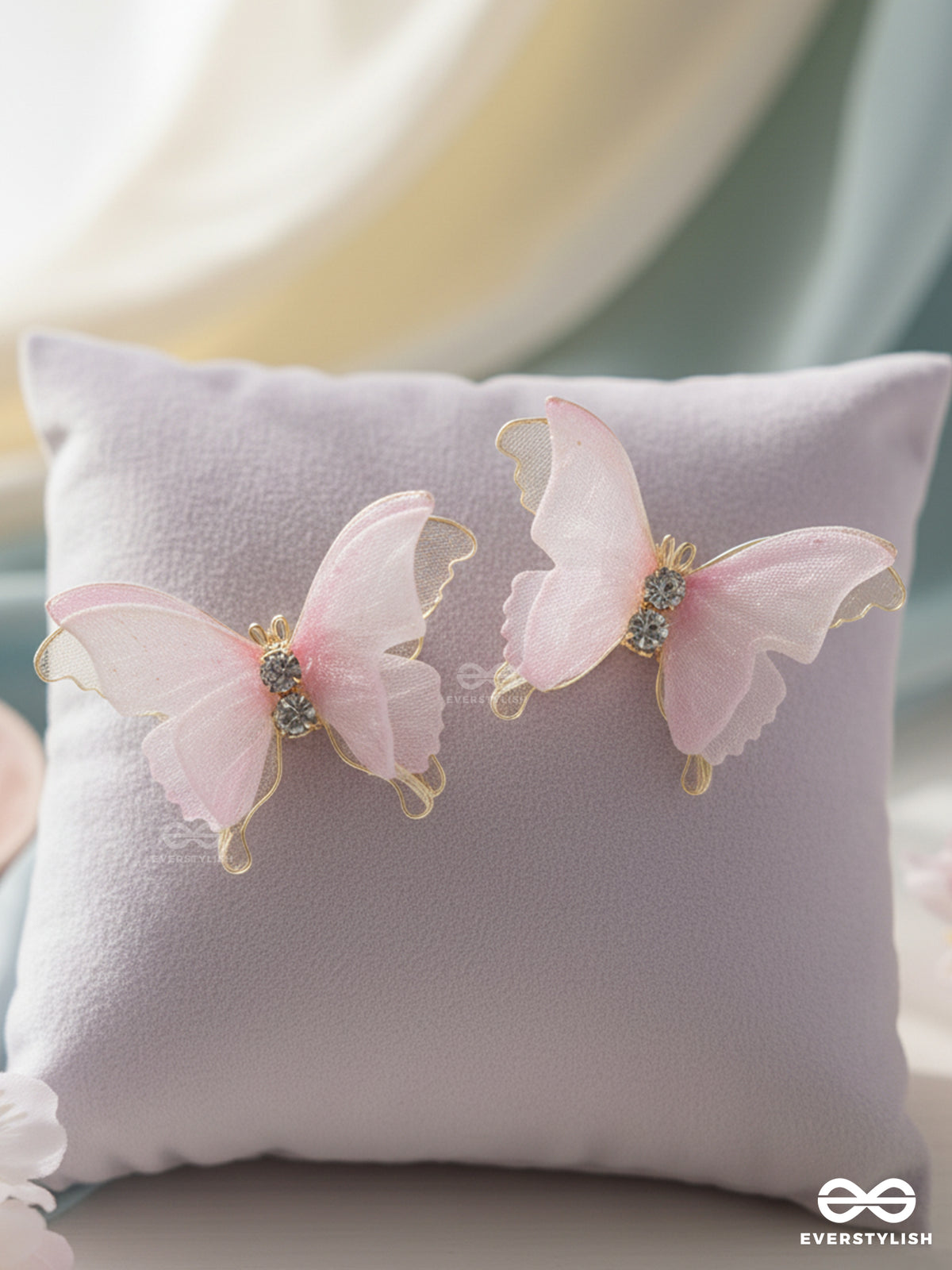 Softwing Bloom - Transparent Pink Butterfly Studs