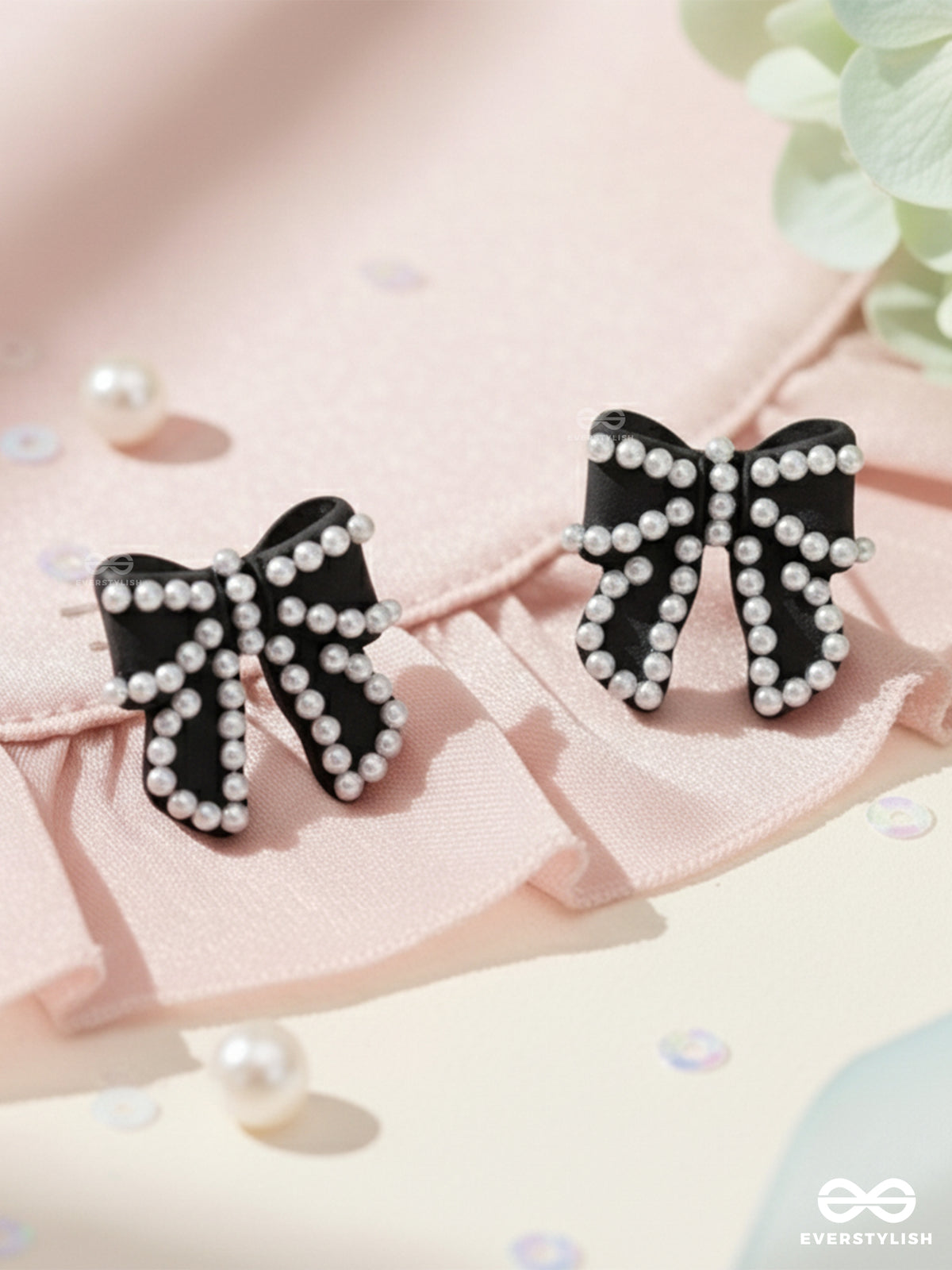 Midnight Bowlet - Mini Black Bow Earrings