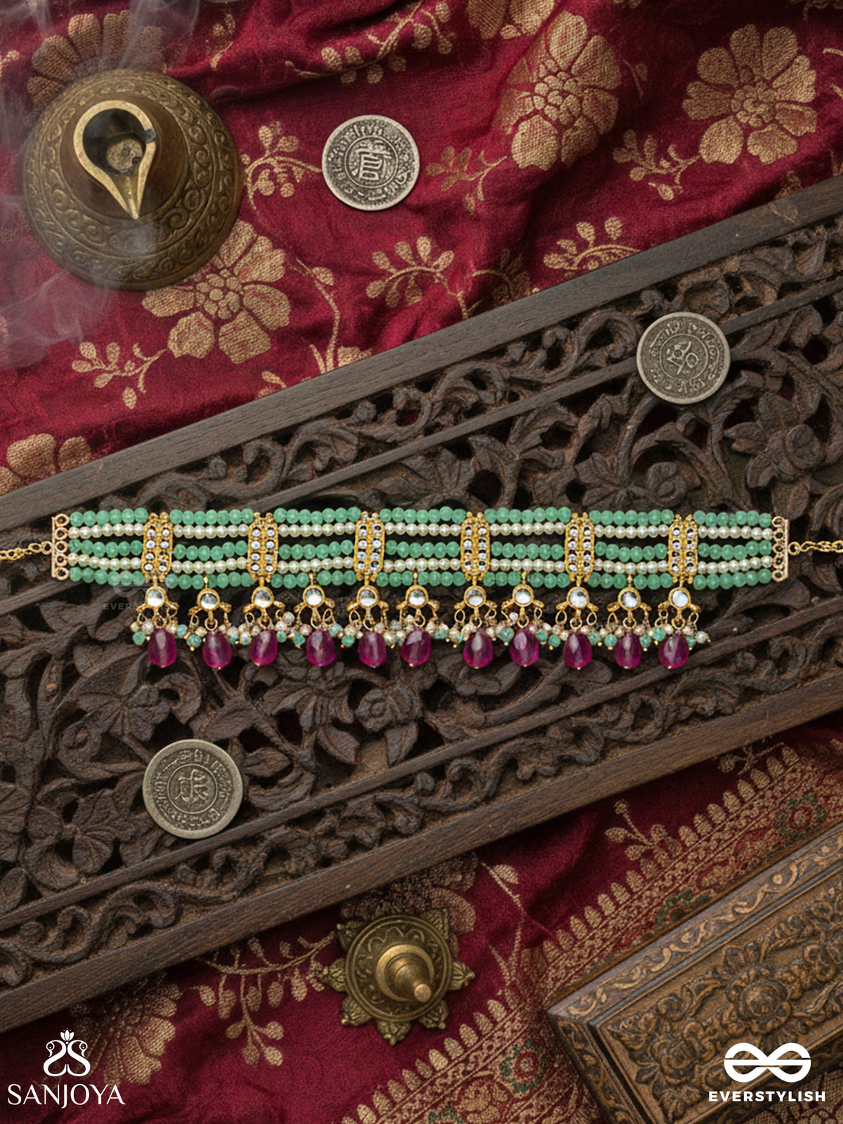 Tapanshri - Bright Ray - Gold Cutwork Motif With Reflective Stones And Pink Bead Choker Necklace