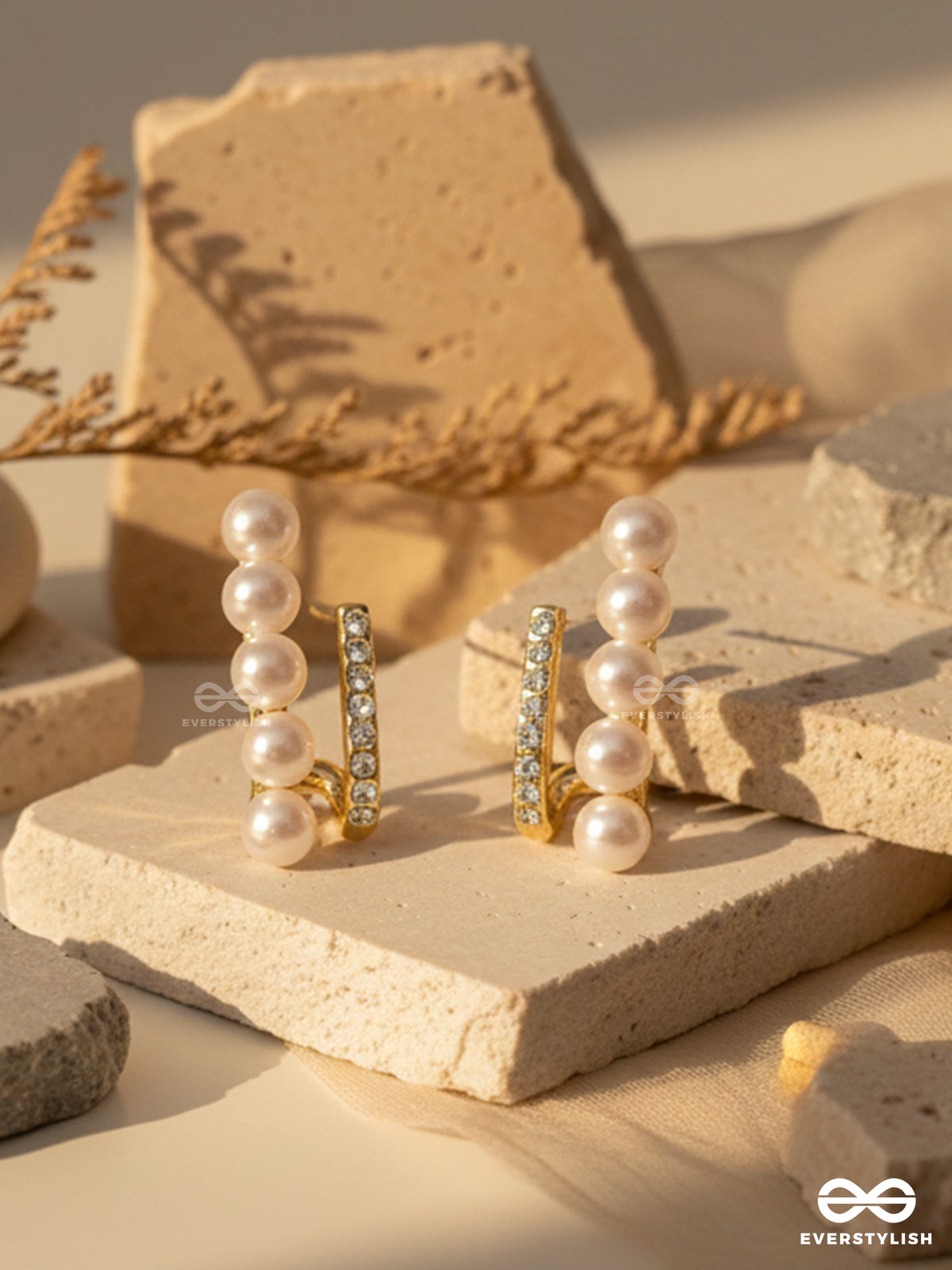 Blink Pearl Bar - Trendy Stud Earrings