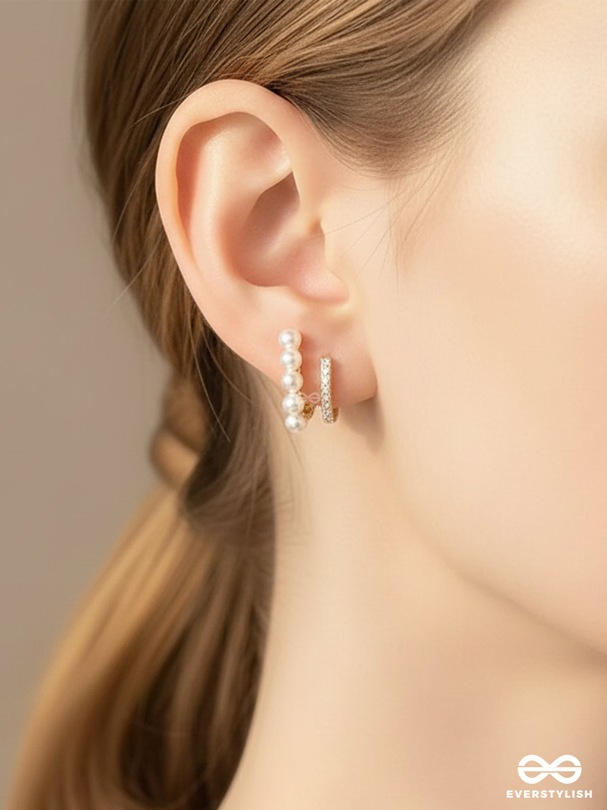Blink Pearl Bar - Trendy Stud Earrings