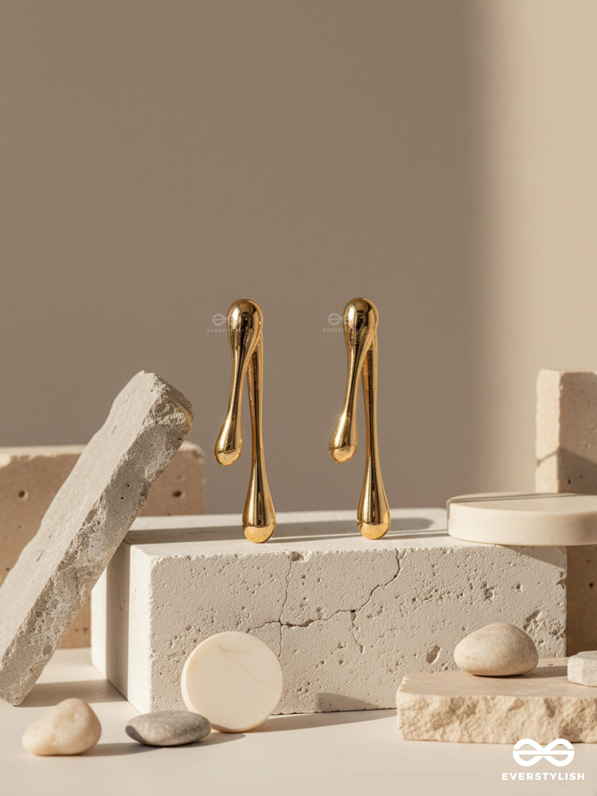 Dew Drip- Sculpted Golden Drop Ear Jacket