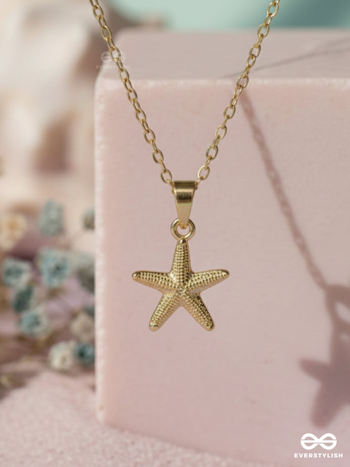Seastar - Dainty Starfish Pendant Necklace