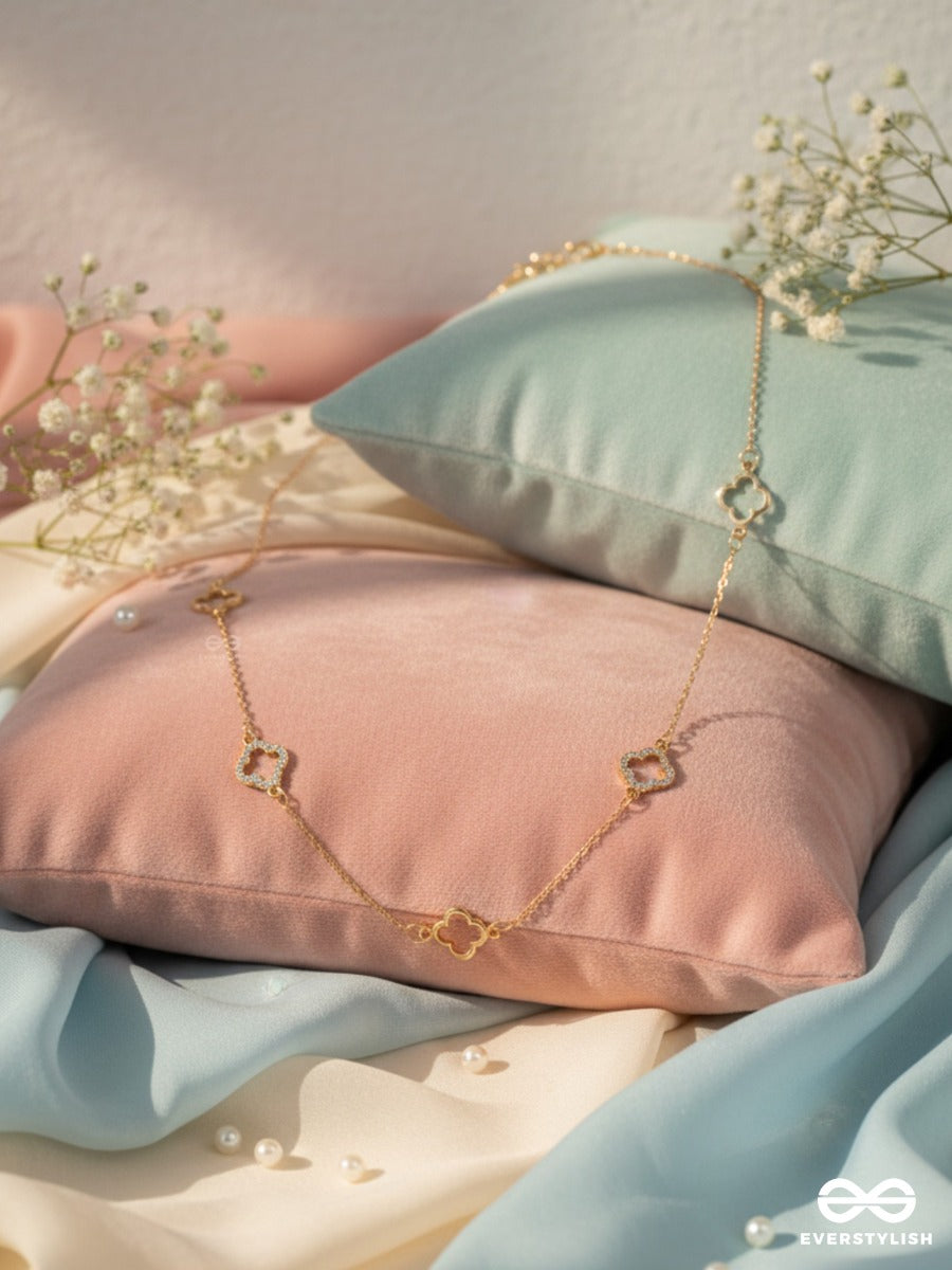 Gentle Nodes - Subtle Link Chain Necklace
