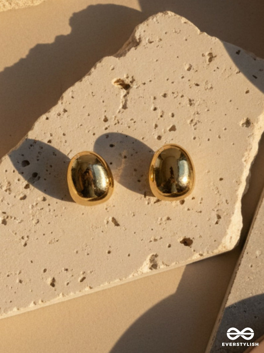 Golden Pebble - Minimal Stud Earrings