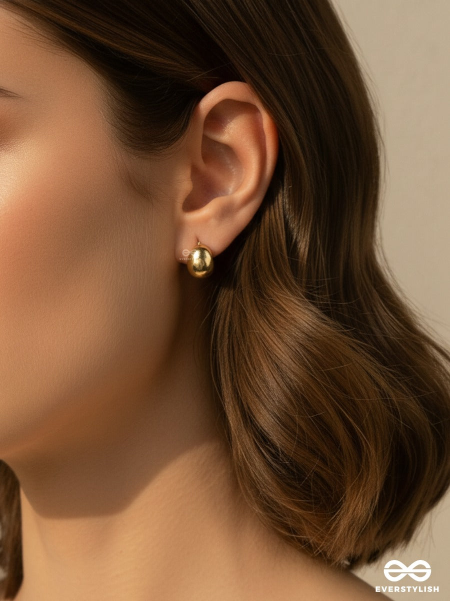 Golden Pebble - Minimal Stud Earrings