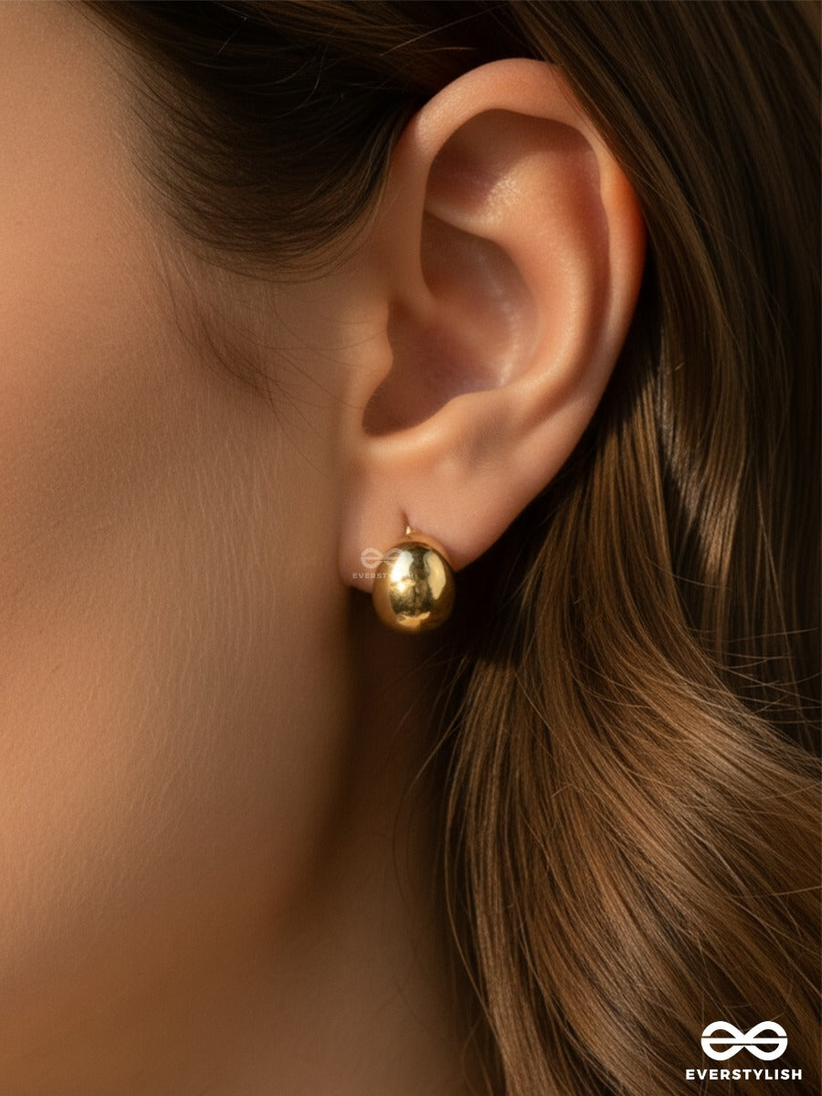 Golden Pebble - Minimal Stud Earrings