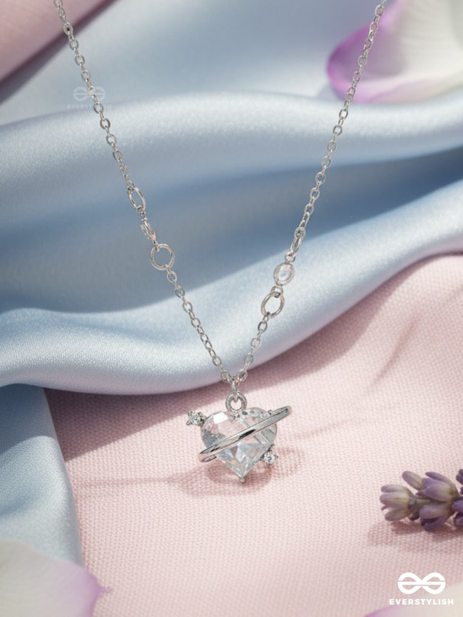 Nova Trace - Star Detail Necklace