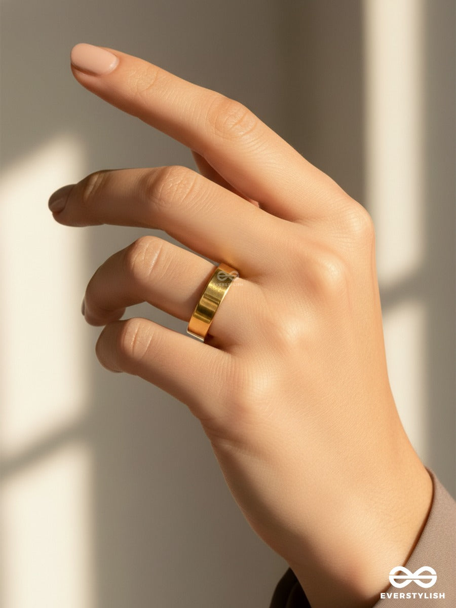 Just Gold - Sleek Band Gold Ring