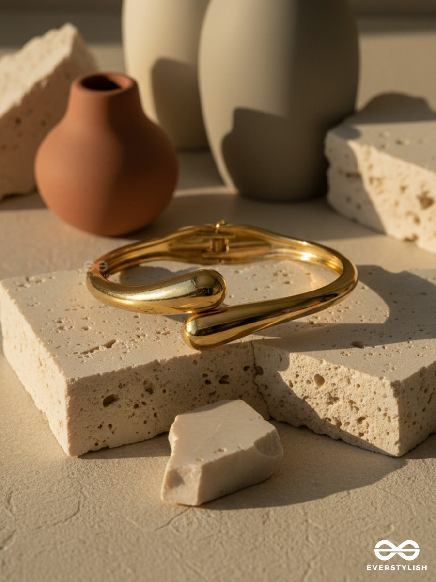 Aura Wrap - Sleek Sculpted Cuff Bracelet