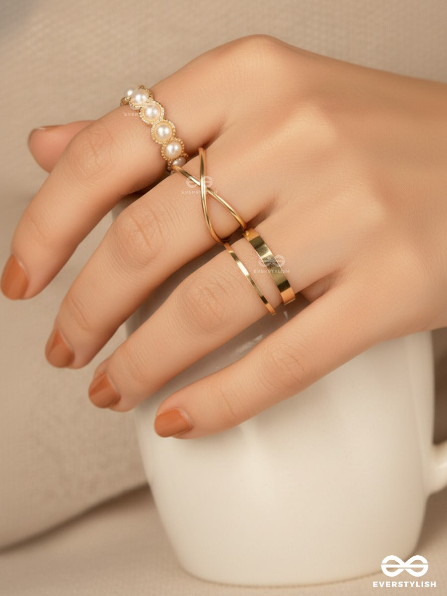 Pretty Lines - Gold Ring Set