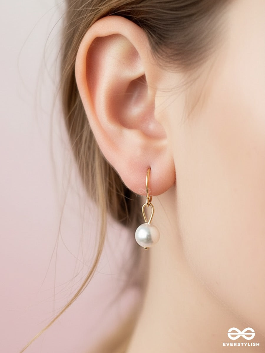 Sweet Details - Heart, Pearl & Motif Earring Set