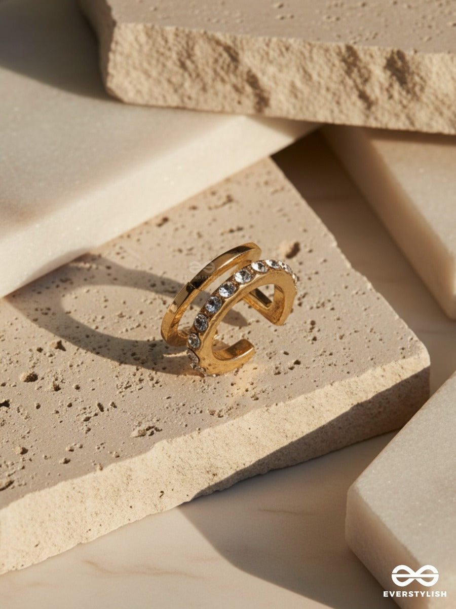 Crysta Trace - Gold Ear Cuff