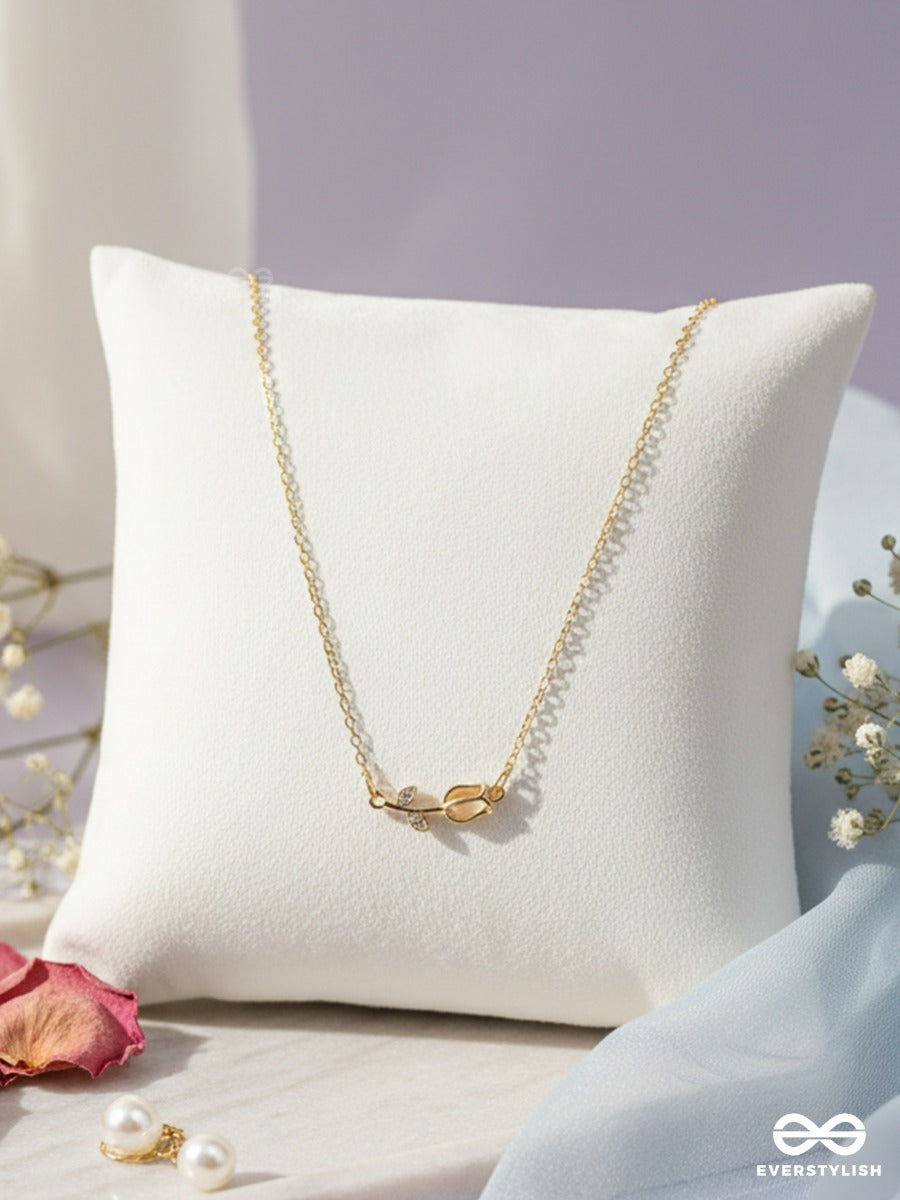 Rose Thread - Soft Everyday Necklace