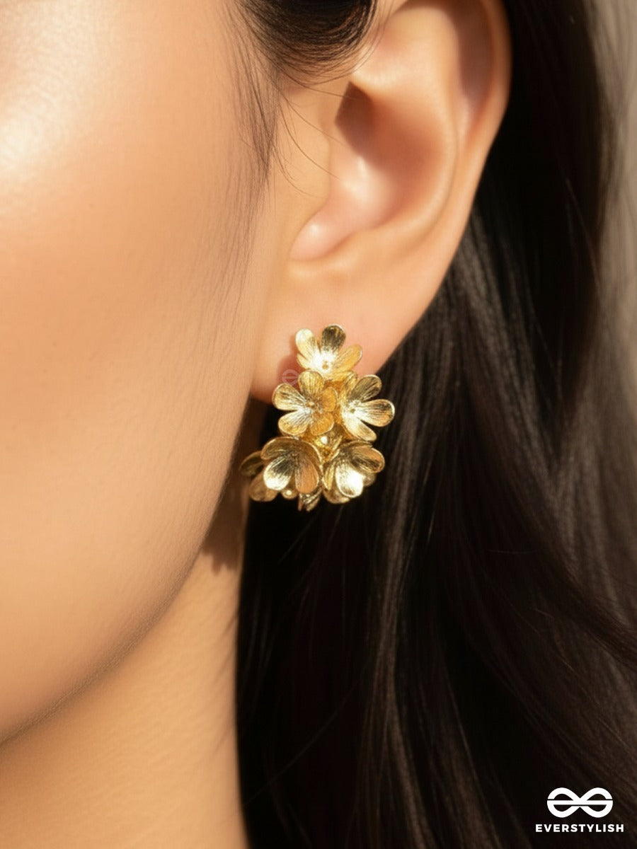 Petal Burst - Golden Cluster Studs