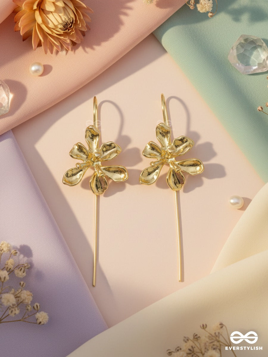 Bloom In Motion - Golden Thread Earrings