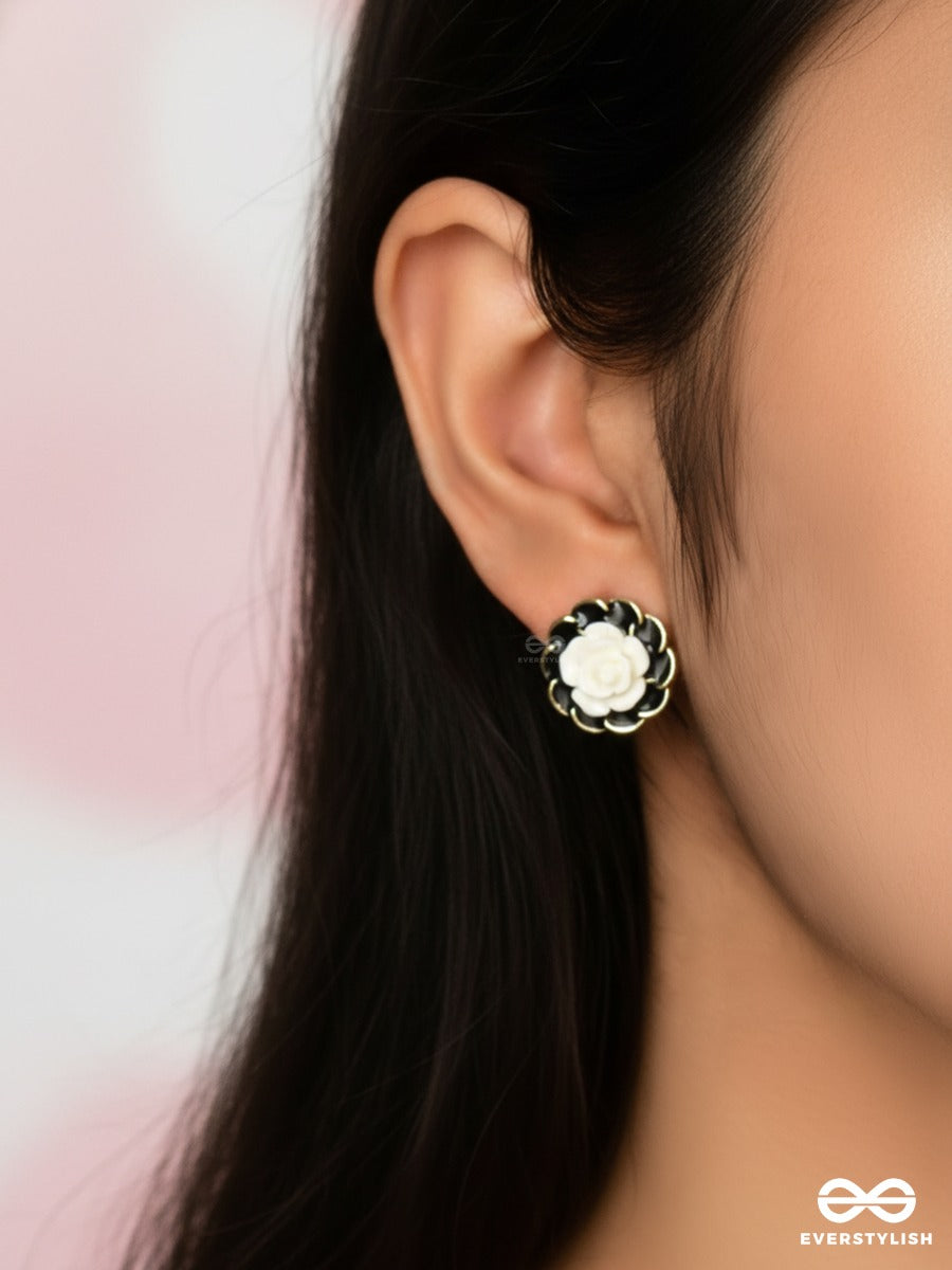 Noir Rosette - Vintage Floral Studs