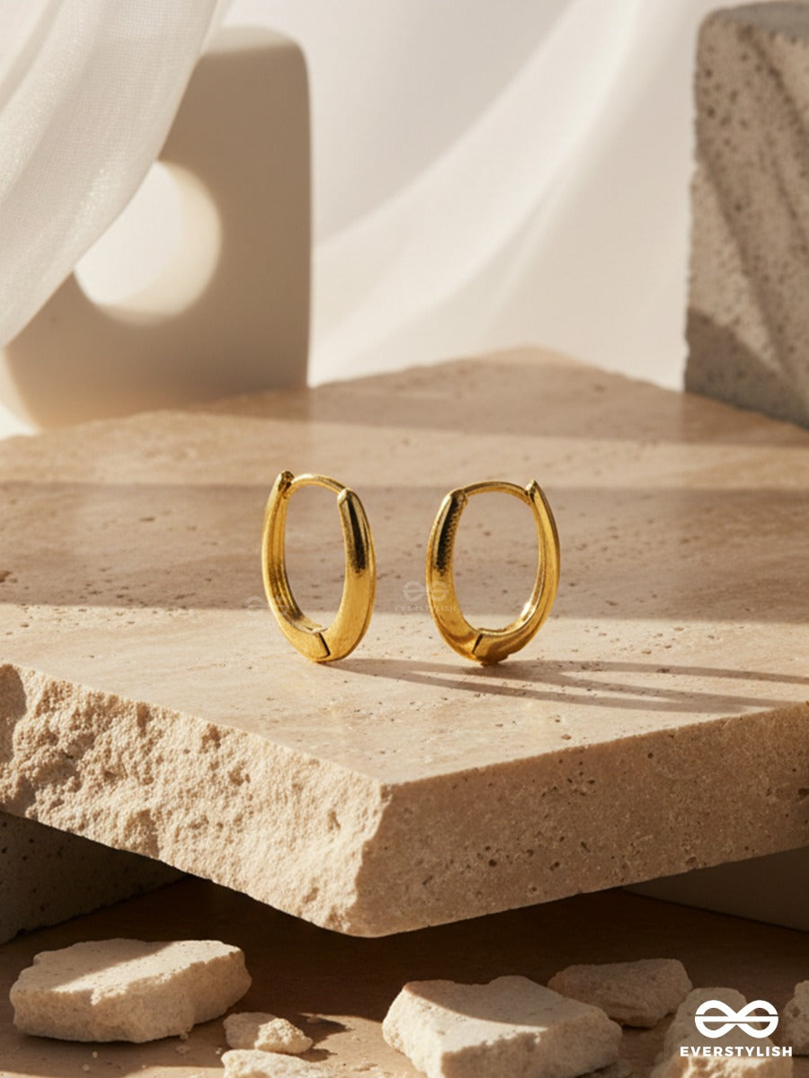 Icon Loop - Golden Hoop Earrings