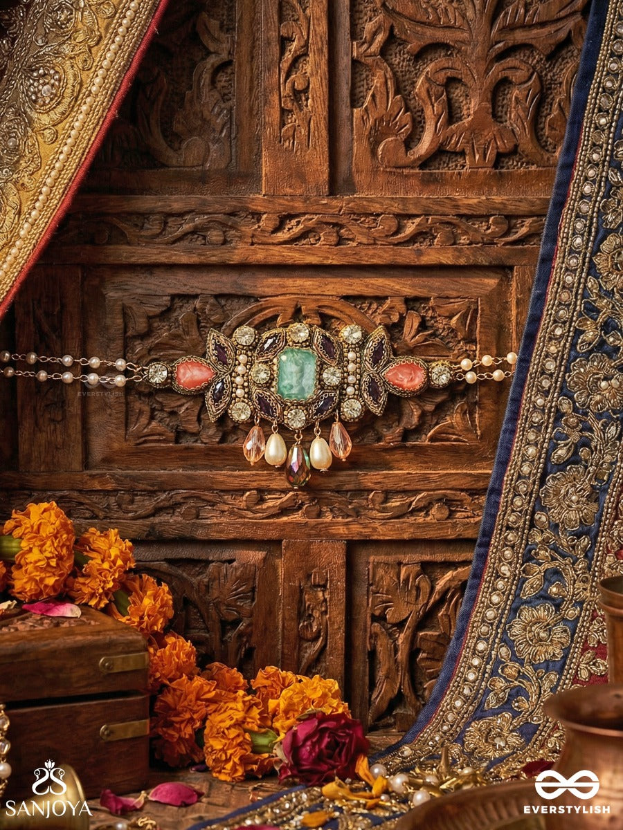 Chitraratna - Ornate Jewel - Ornate Necklace With Gem Medallion And Delicate Drop Accents