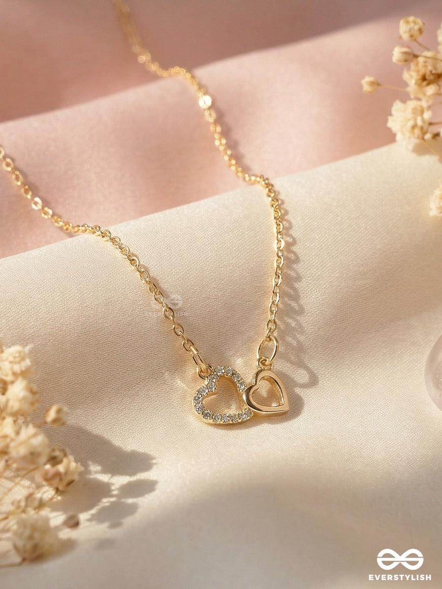 Heart Union - Connected Pendant Necklace
